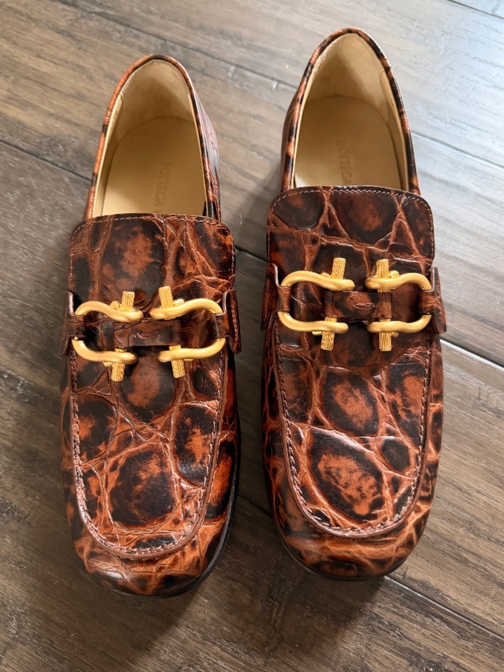 BOTTEGA VANETA Chic Mansuier Croc Bit Slip On Loafers Sz 38.5/39 NEW $1,450!!